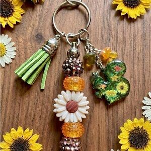 🌻 Golden Sunflower & Squirrel Charm Keychain 🐿️